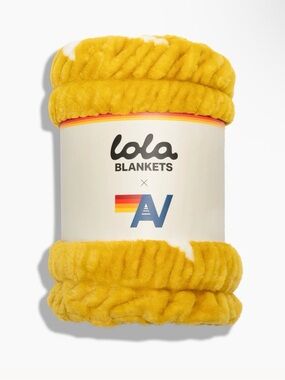 NWT Aviator Nation x Lola Blanket Size Large